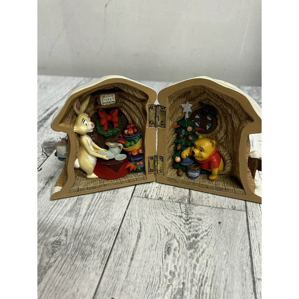 Vintage Disney Rabbit's House 1995 Christmas‎ at Our House Pooh Hinged Figurine